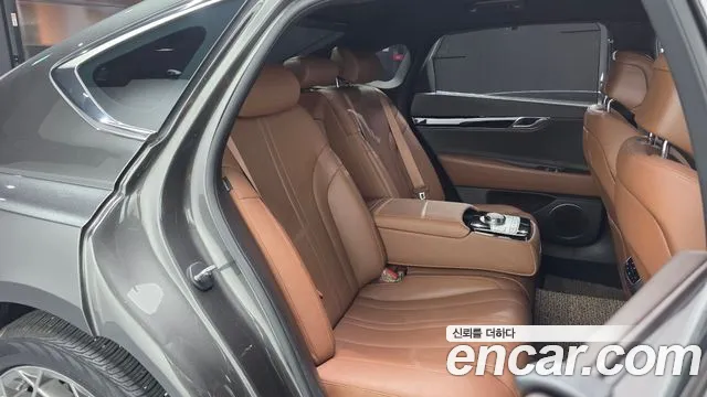 Genesis G80 RG3 — Фото автомобиля 10