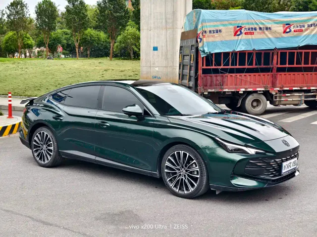 MG 7 — Фото автомобиля 3