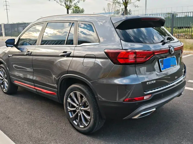 Changan CS75 — Фото автомобиля 6