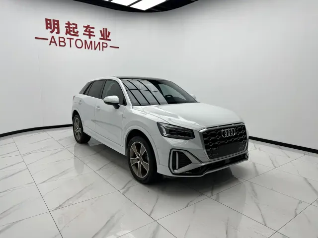 Audi Q2L — Фото автомобиля 3
