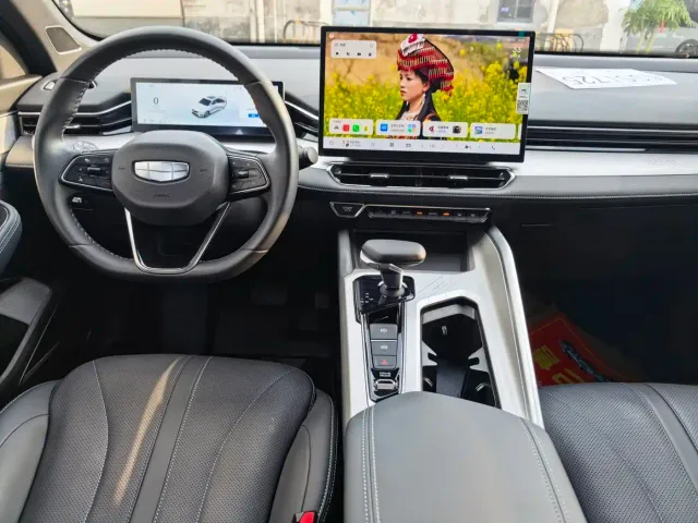 Geely Xingrui — Фото автомобиля 4
