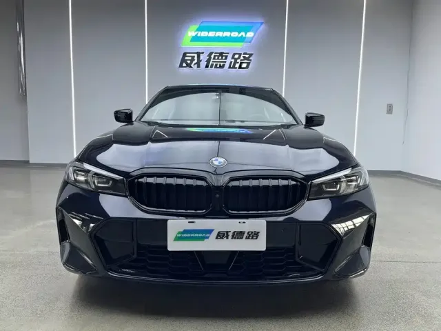 BMW 3 Series — Фото автомобиля 2