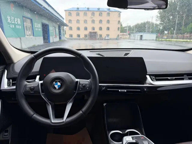 BMW X1 — Фото автомобиля 9
