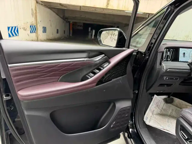 GAC Trumpchi M8 — Фото автомобиля 7