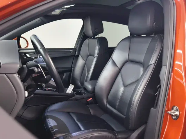 Porsche Macan — Фото автомобиля 10