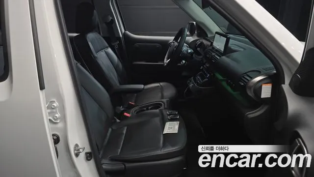 Hyundai Casper Electric — Фото автомобиля 16
