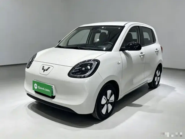Фотография автомобиля — Wuling Hongguang Mini EV