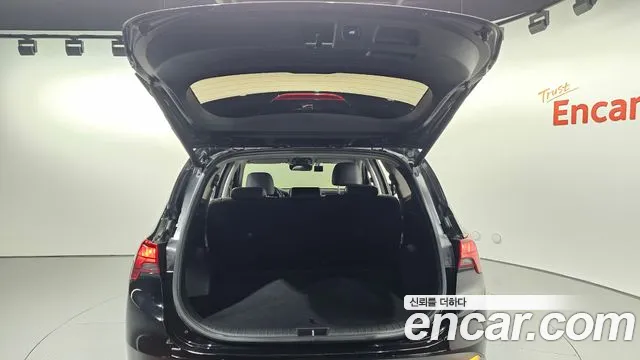 Hyundai Santa Fe — Фото автомобиля 26