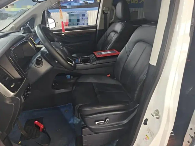 GAC Trumpchi M8 — Фото автомобиля 14