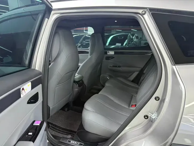 Geely Galaxy L7 — Фото автомобиля 7