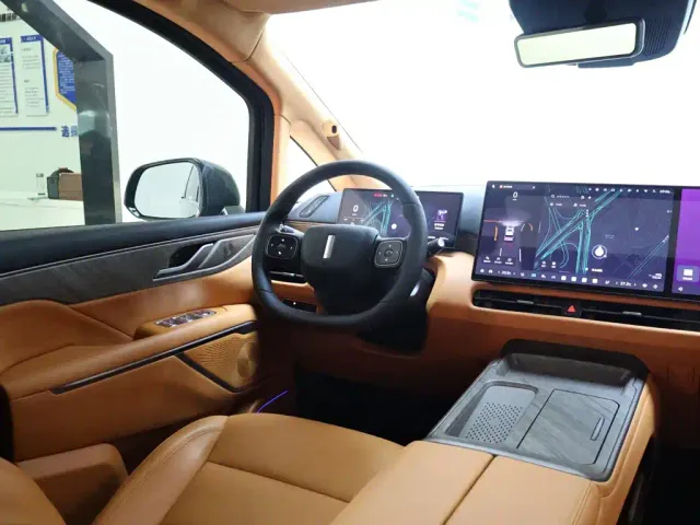 Wey Alpine — Фото автомобиля 14