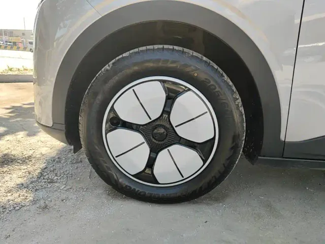 Geely Starry Wish — Фото автомобиля 22