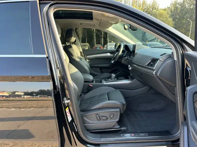 Audi Q5L — Фото автомобиля 15