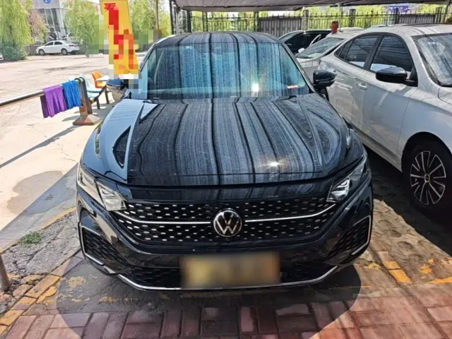 Volkswagen Passat — Фото автомобиля 2