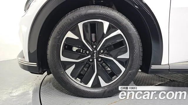 Kia EV6 — Фото автомобиля 5