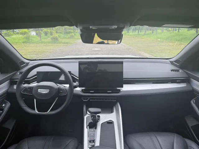 Geely Xingrui — Фото автомобиля 8