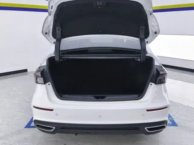 Chery Arrizo 5 PLUS — Фото автомобиля 4