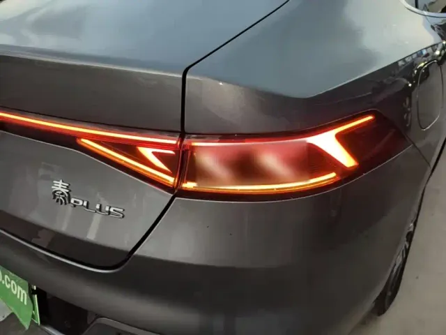 BYD Qin PLUS — Фото автомобиля 7
