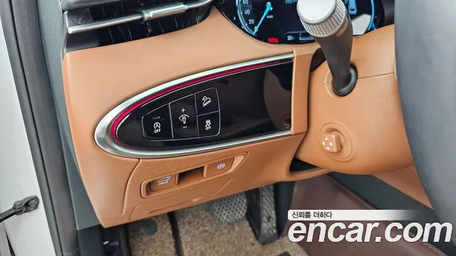 Genesis GV70 2.5T Бензин AWD — Фото автомобиля 17