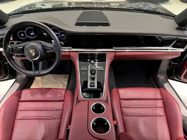 Porsche Panamera — Фото автомобиля 8