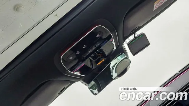 Mercedes-Benz E-Class — Фото автомобиля 15