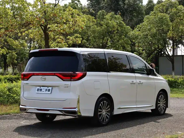 GAC Trumpchi M8 — Фото автомобиля 5