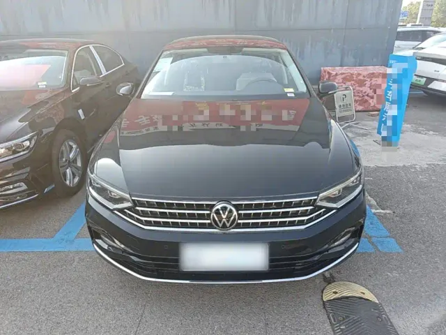 Volkswagen Magotan — Фото автомобиля 2