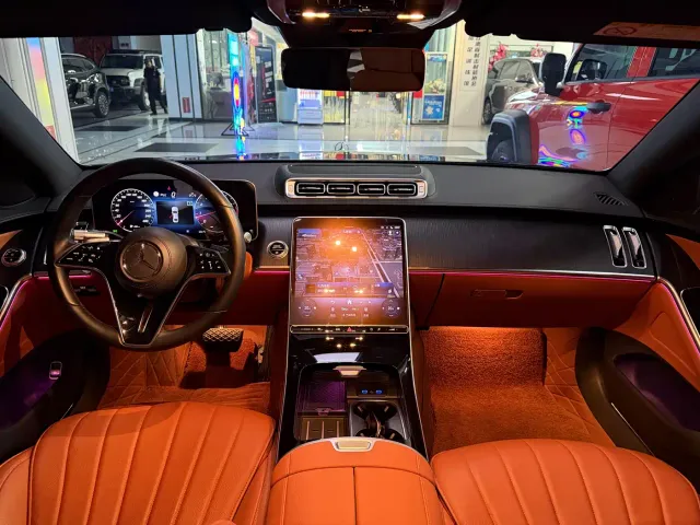 Mercedes-Benz S-Class — Фото автомобиля 16