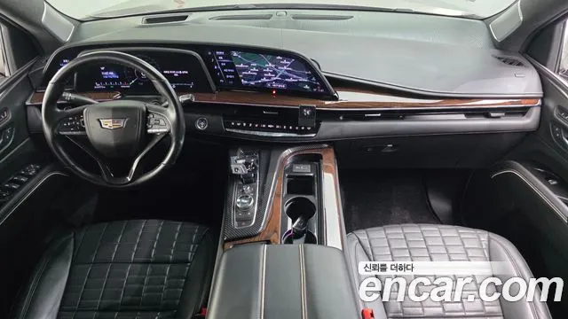 Cadillac Escalade 5th Gen — Фото автомобиля 7