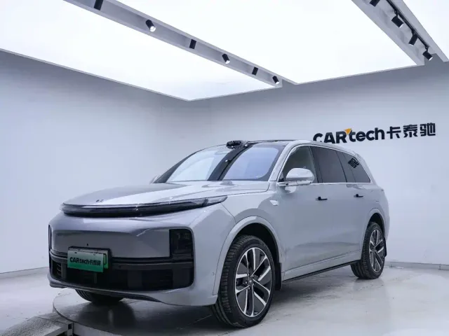 Li Auto L9 — Фото автомобиля 5