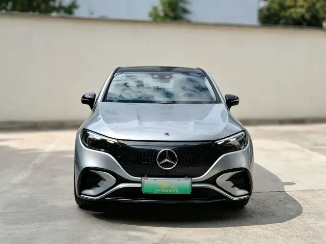 Фотография автомобиля — Mercedes-Benz EQE SUV