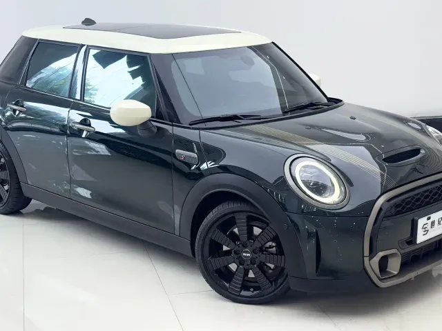 MINI Hatch — Фото автомобиля 4