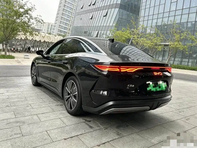 BYD Han L — Фото автомобиля 9