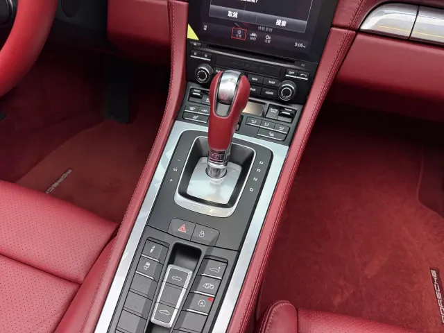 Porsche 718 — Фото автомобиля 14