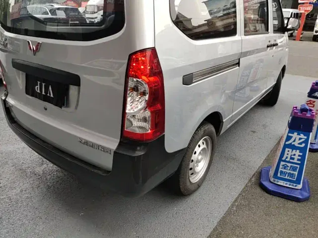 Wuling Rongguang S — Фото автомобиля 7