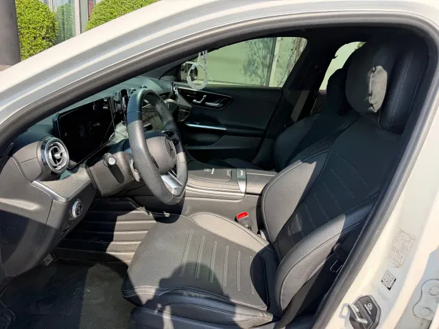 Mercedes-Benz C-Class — Фото автомобиля 6