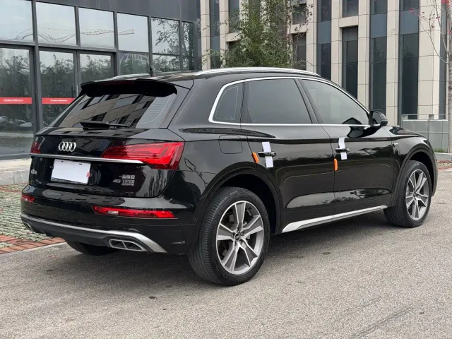 Audi Q5L — Фото автомобиля 6
