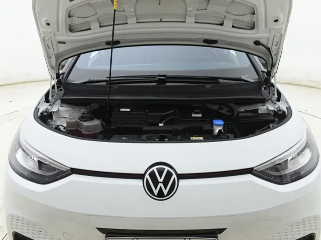 Volkswagen ID.3 — Фото автомобиля 4