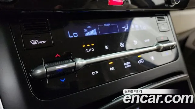 Kia Canival Carnival 4 поколение Дизель 11 мест Prestige — Фото автомобиля 29