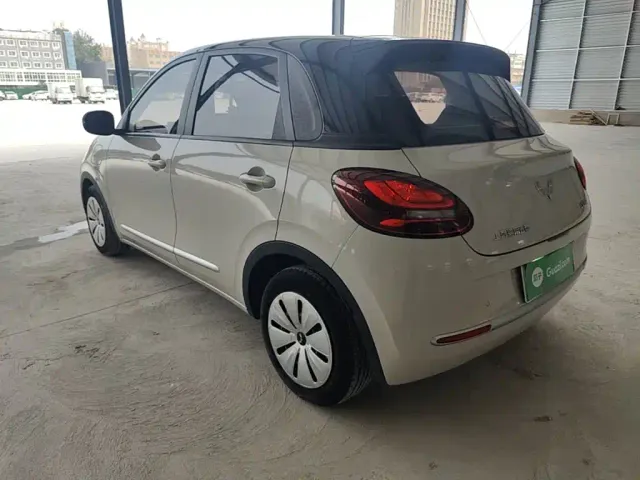 Wuling Bingo — Фото автомобиля 4