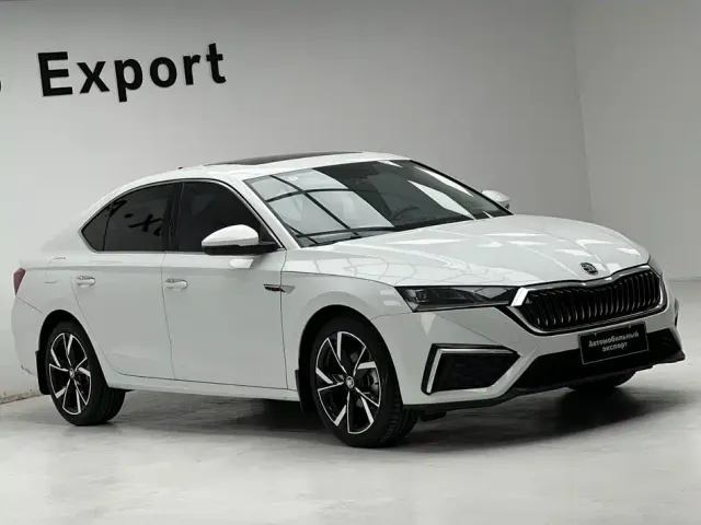 Skoda Octavia — Фото автомобиля 3