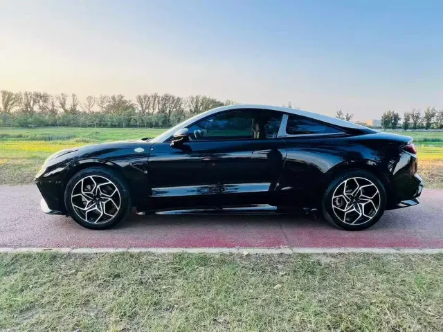 Hozon Neta GT — Фото автомобиля 9