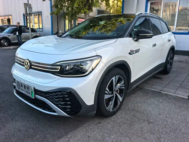 Фотография автомобиля — Volkswagen ID.6 Crozz
