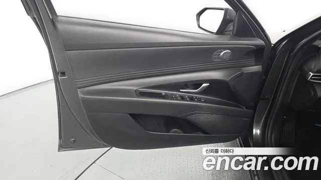 Hyundai AVANTE Inspiration — Фото автомобиля 24
