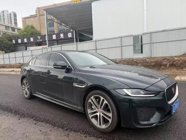 Jaguar XEL — Фото автомобиля 6