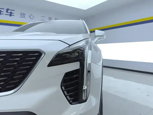 Cadillac XT4 — Фото автомобиля 5