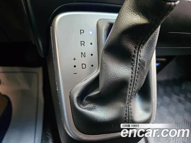 Hyundai Staria Staria — Фото автомобиля 9