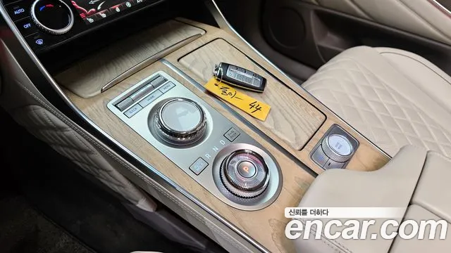 Genesis GV80 2.5T Бензин 2WD — Фото автомобиля 9