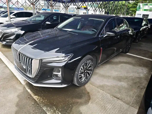 Фотография автомобиля — Hongqi H5