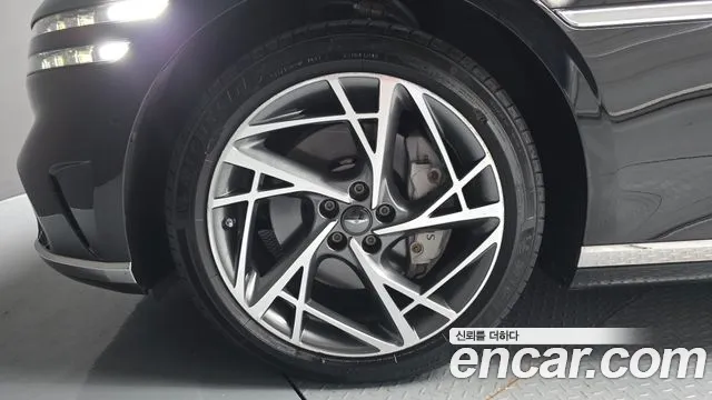 Genesis G90 RS4 — Фото автомобиля 5